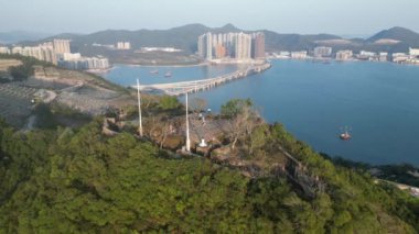 15 Şubat 2023 'te Hong Kong' daki Gough Battery, Devils Peak 'in hava görüntüsü. 