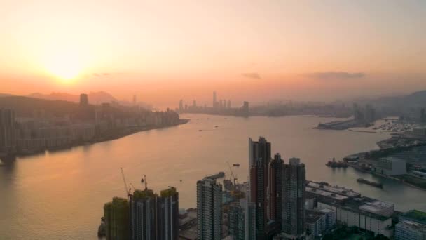 Yau Tong Edifícios Residenciais Hong Kong Pôr Sol 2022 Fevereiro — Vídeo de Stock