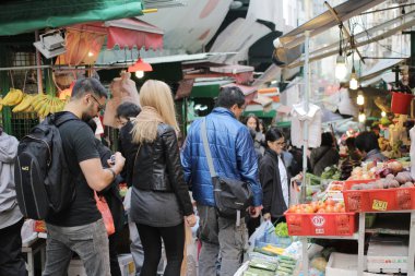 the Gage Street outdoor wet market , hk 28 Dec 2013