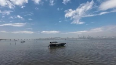 Yuen Long Lau Fau Shan Shoreline, Hong Kong, 18 Şubat 2023