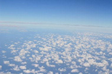 uçaktan görülen bulut formasyonları