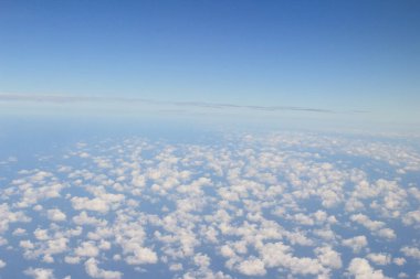 uçaktan görülen bulut formasyonları