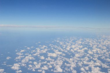 uçaktan görülen bulut formasyonları