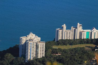 1 Dec 2013 the University Hall Residence at the HKUST