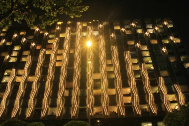 Çin Yeni Yıl Kutlaması için 14 Kasım 2013 Binaları aydınlatıldı