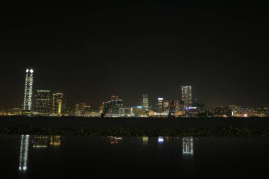 25 Kasım 2013, Hong Kong Gökdelen Kulesi.