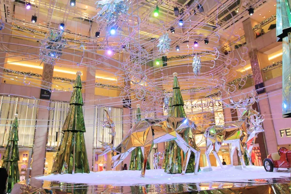 Die Weihnachtsbeleuchtung Einkaufszentrum Hong Kong Nov 2013 — Stockfoto