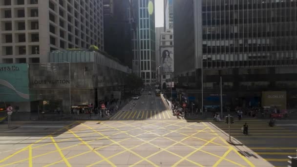 香港の中心部で忙しい交差点 2023年3月5日 — ストック動画