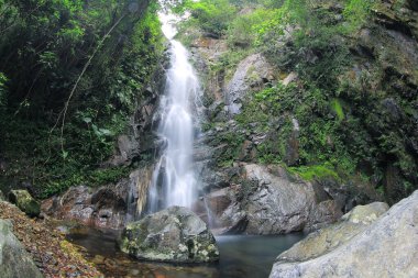 Doğa konsepti, Ng Tung Chai Şelalesi Hong Kong