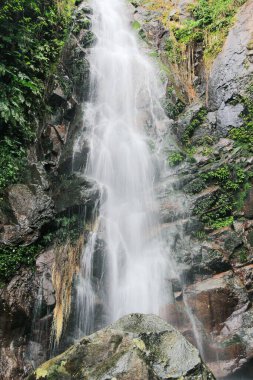 Doğa konsepti, Ng Tung Chai Şelalesi Hong Kong