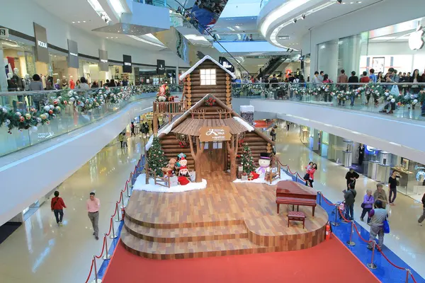 2013年11月24日香港圣诞树装饰节 — 图库照片