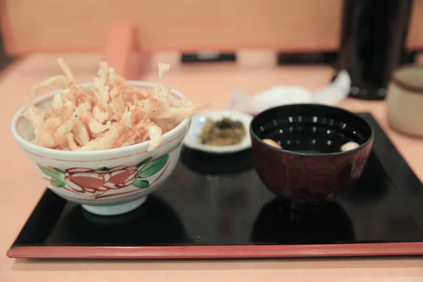 Ιαπωνικό Φαγητό Μπολ Τις Τηγανητές Γαρίδες — Φωτογραφία Αρχείου