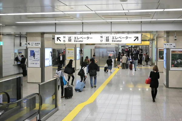 Utazók Nagoya Állomáson Éjszaka Japán Okt 2013 — Stock Fotó