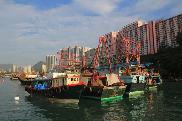 アバディーン台風避難所とアプリレイ チャウ 香港2013年10月13日 — ストック写真