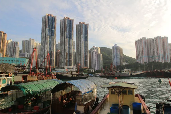 アバディーン台風避難所とアプリレイ チャウ 香港2013年10月13日 — ストック写真