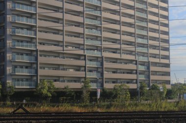 Japonya, Nagoya manzarası. 30 Ekim 2013 Treni 'nde görünüm