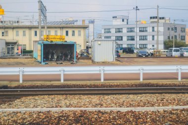 Japonya kırsalının manzarası. 30 Ekim 2013 Treni 'nde görünüm