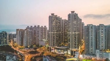 18 Mart 2023 'te Hong Kong' da bir TKO Alacakaranlık.