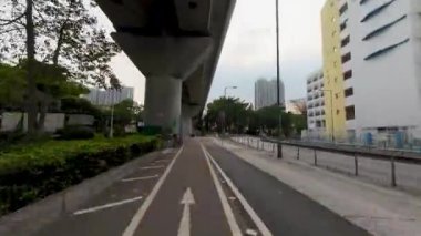 Bisiklet parkurunun oradaki Sha Tin 'de bisiklet rotaları. 18 Mart 2023