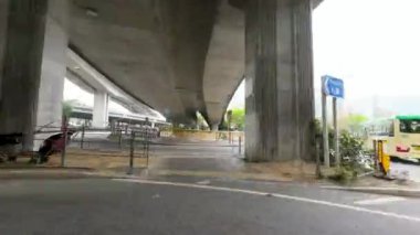 Bisiklet parkurunun oradaki Sha Tin 'de bisiklet rotaları. 18 Mart 2023