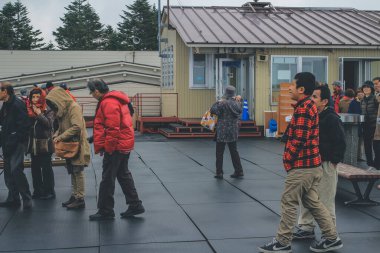 Nishihotakaguchi İstasyon Gözlem Güvertesi, Platformu 31 Ekim 2013