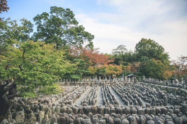 Japonya Kulesi, Adashino nenbutsuji Tapınağı, Kyoto, Japonya 2 Kasım 2013