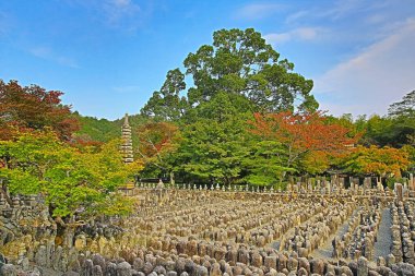Japonya Kulesi, Adashino nenbutsuji Tapınağı, Kyoto, Japonya 2 Kasım 2013