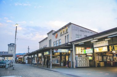 Shirakawago 'ya gitmek için Nohi Otobüs Merkezi 31 Ekim 2013