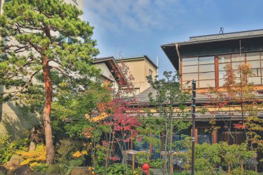 Takayama, Japonya 'daki sokak manzarası, seyahat kavramı 31 Ekim 2013