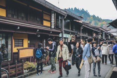 Takayama Şehri Kamisan no Machi Geleneksel Caddesi, Gifu Bölgesi, 31 Ekim 2013