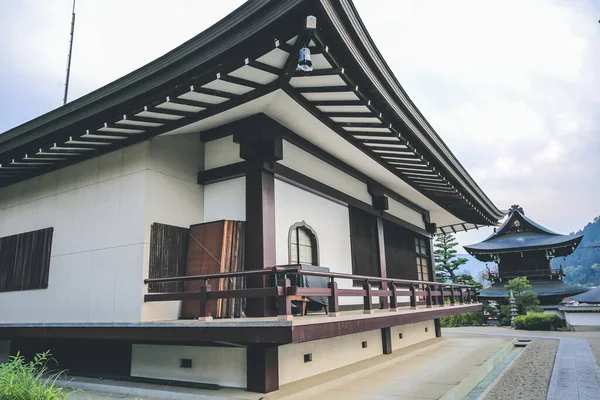 2013年10月31日京都 高山の九勝寺大路雲龍寺 — ストック写真