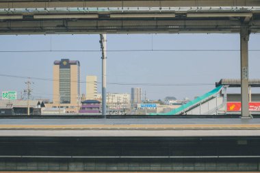 Shinkansen 'in hızlı tren hattının manzarası.