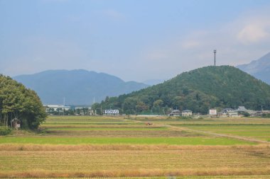 Shinkansen mermi tren hattı 2 Kasım 2013 'ten bir görüntü