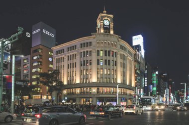 Ginza 4 kavşağının gece görüşü. 3 Kasım 2013