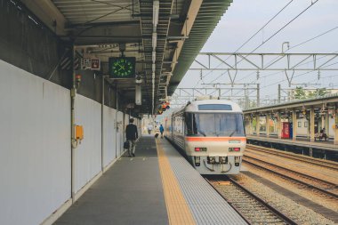 Takayama tren istasyonundaki tren istasyonuna, tren kavramı 31 Ekim 2013