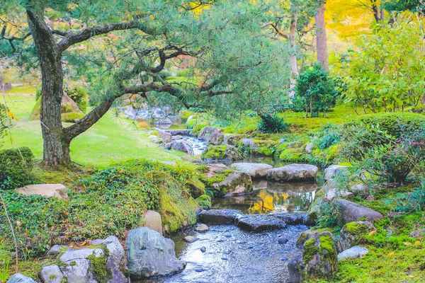 2013年11月1日日本金泽县Kenroku花园景观 — 图库照片