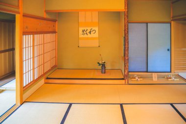 1 Kasım 2013 Uchihashi-tei Kanazawa Kenrokuen Bahçesindeki Çay Evi