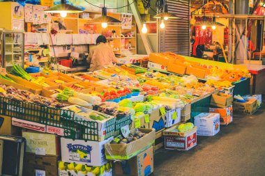 Japonya 'daki Ohmicho Ichiba Balık Pazarı 1 Kasım 2013