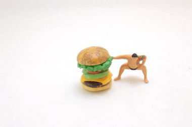Burgerli sumo figürü.