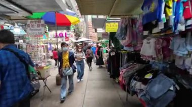 Tai Yuen Caddesi, Wan Chai, Hong Kong, 26 Nisan 2023.