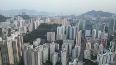 Hong Kong 'un Tsuen Wan bölgesindeki manzara - 30 Nisan 2023.