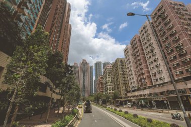 Şehir manzaralı 4 Mayıs 2023 otoyolu, Hong Kong sokak manzaralı.