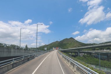 Heung yuen wai otoyolunun manzarası, Hong Kong 4 Mayıs 2023