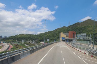 Heung yuen wai otoyolunun manzarası, Hong Kong 4 Mayıs 2023