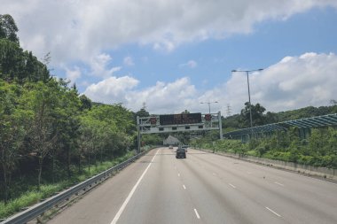 Tolo otoyolunun manzarası, Hong Kong 4 Mayıs 2023