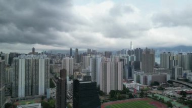 Hong Kong - 6 Mayıs 2023: Cheung Sha Wan, yerleşim bölgesi Hong Kong.