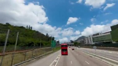 Şehir manzaralı otoyol, Tolo Otoyolu, Hong Klong, 4 Mayıs 2023.