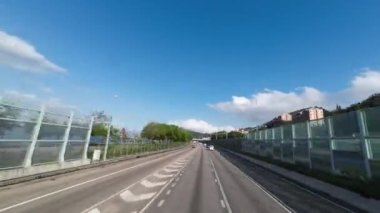 Şehir manzaralı otoyol, Tolo Otoyolu, Hong Klong, 4 Mayıs 2023.