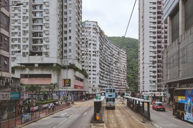 Tram 'da, Quarry Bay Sokağı manzarası, hk 10 Mayıs 2023