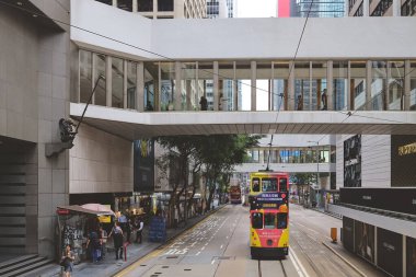 Tram 'da, Central Caddesi manzarası hk 10 Mayıs 2023